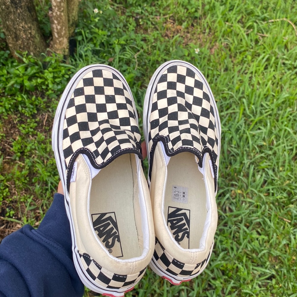 checkered vans